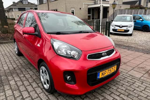 Kia Picanto (2017) thumbnail 4