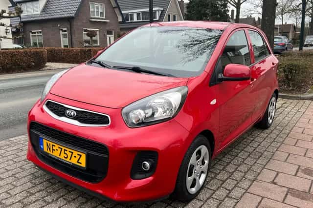Kia Picanto (2017) thumbnail 6
