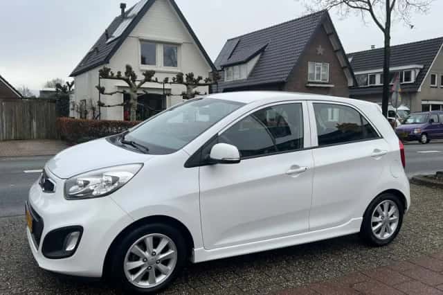 Kia Picanto (2014) thumbnail 1