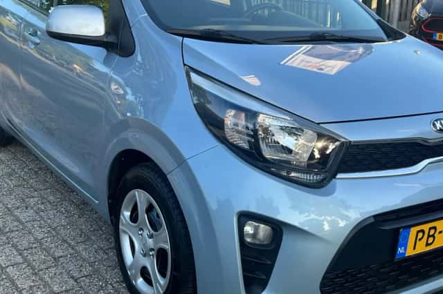 Kia Picanto (2017) thumbnail 6