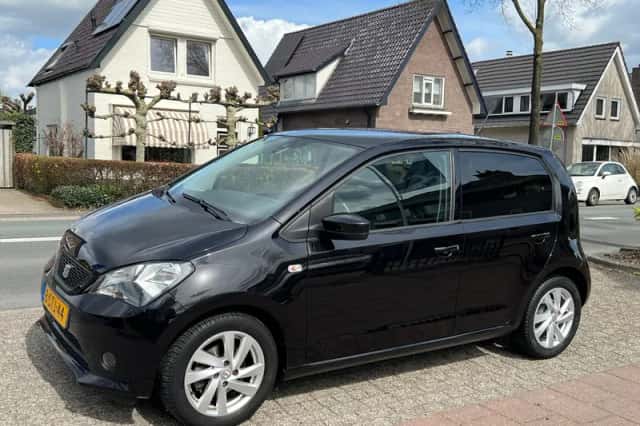 SEAT Mii (2014) thumbnail 1