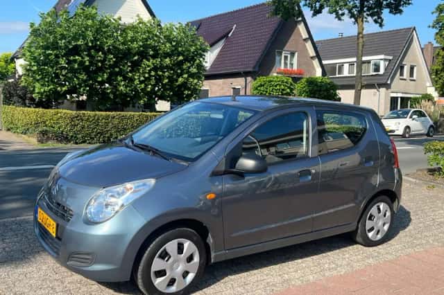 Suzuki Alto (2009) thumbnail 1