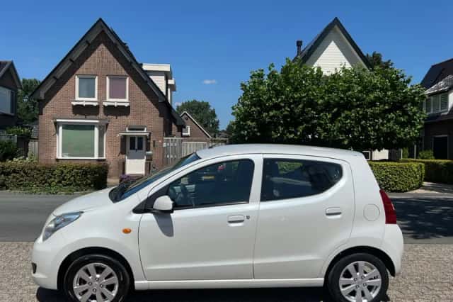 Suzuki Alto (2012) thumbnail 3