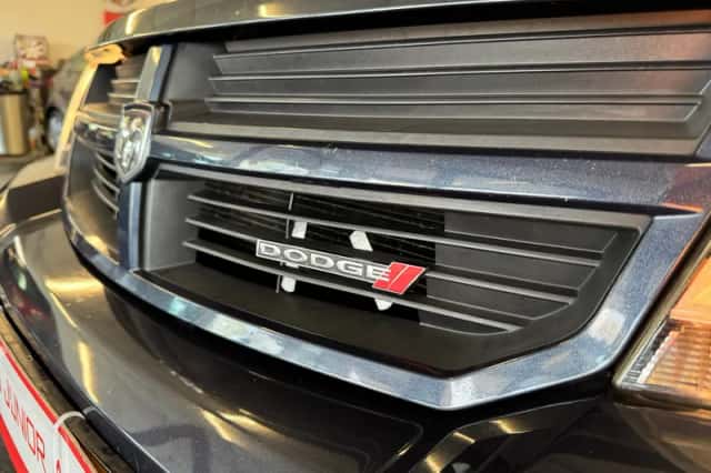 Dodge Avenger (2009) thumbnail 4