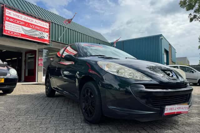Peugeot 206 (2010) thumbnail 2