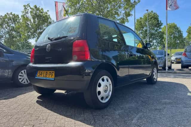 Volkswagen Lupo (2002) thumbnail 3