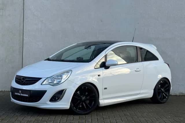 Opel Corsa (2011) thumbnail 1