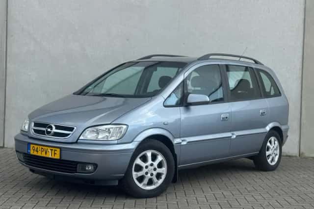 Opel Zafira (2004) thumbnail 1