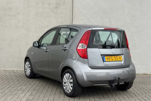 Suzuki SPLASH (2011) thumbnail 4