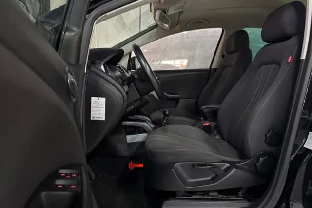 SEAT Altea XL (2011) thumbnail 3