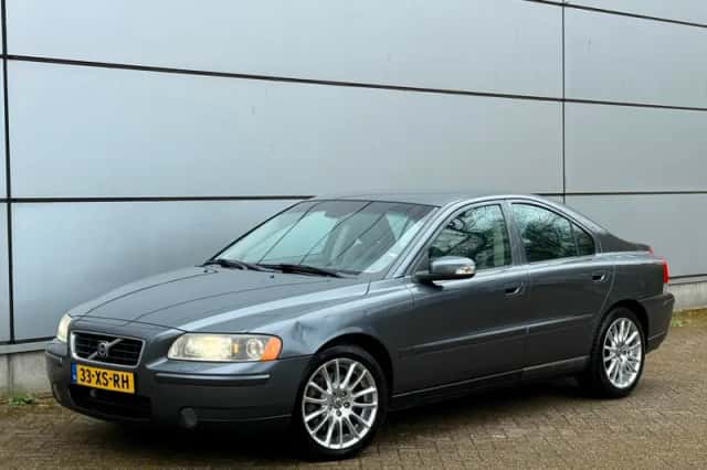 Volvo S60 (2007) thumbnail 3