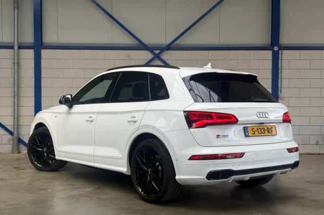 Audi SQ5 (2017) thumbnail 4