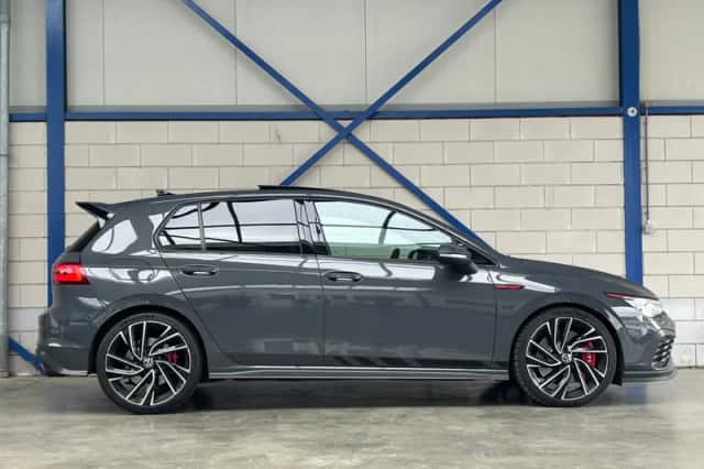 Volkswagen Golf (2021) thumbnail 4