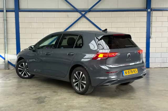 Volkswagen Golf (2020) thumbnail 6