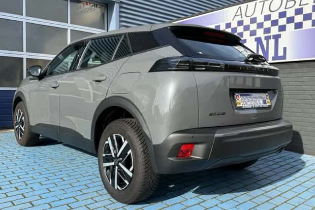 Peugeot 2008 (2024) thumbnail 6