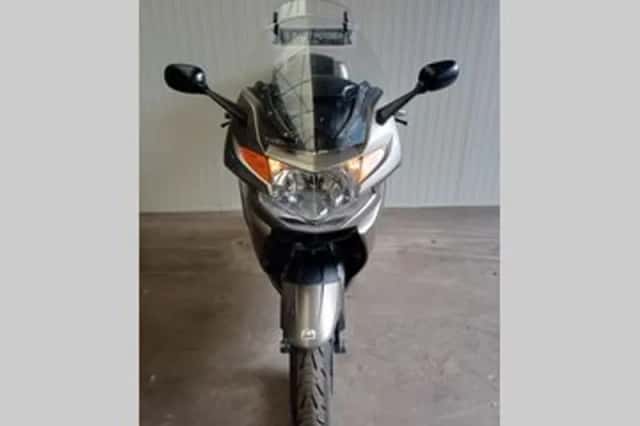 BMW K (2009) thumbnail 4