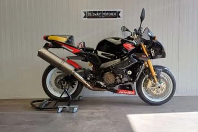 APRILIA TUONO (2005) thumbnail 2