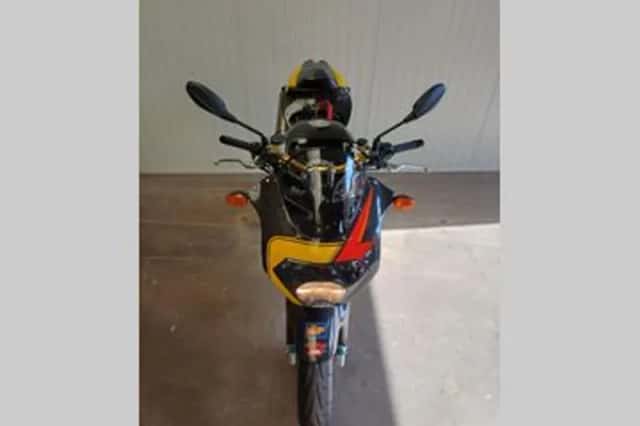 APRILIA TUONO (2005) thumbnail 5