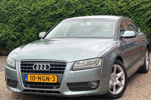 Audi A5 (2010) thumbnail 2