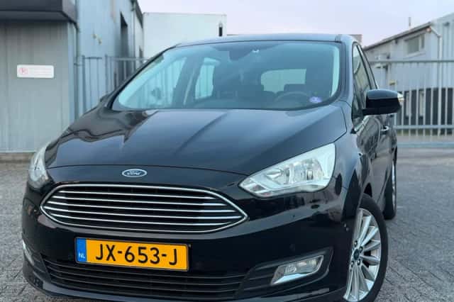 Ford C-Max (2016) thumbnail 2