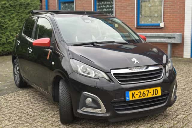 Peugeot 108 (2015) thumbnail 3