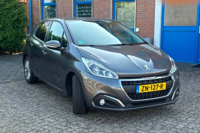 Peugeot 208 (2019) thumbnail 3