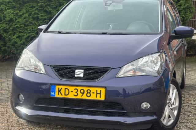 SEAT Mii (2016) thumbnail 2