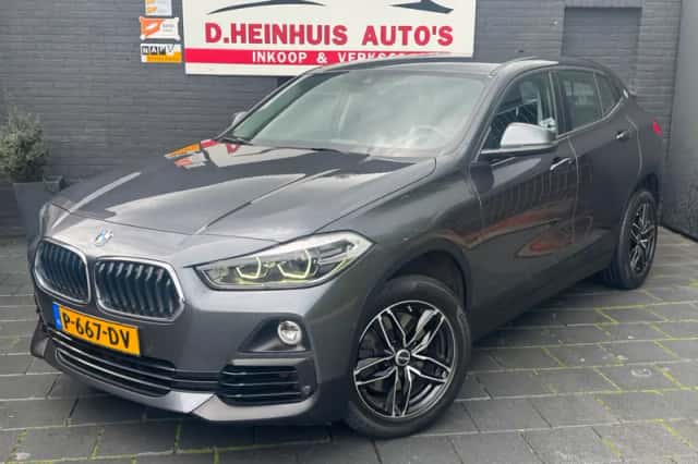 BMW X2 (2018) thumbnail 4