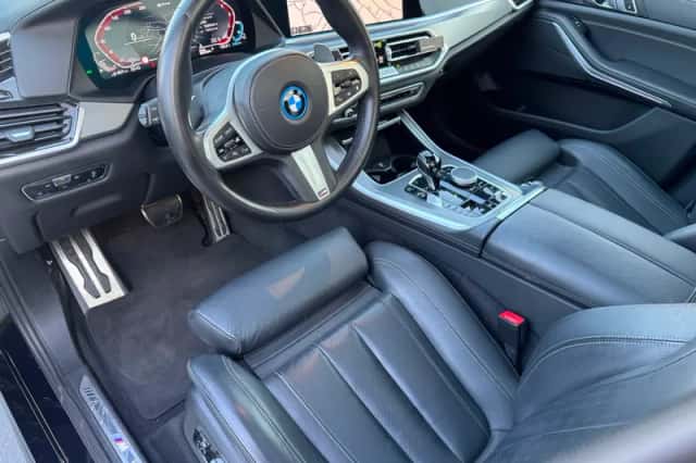 BMW X5 (2021) thumbnail 6