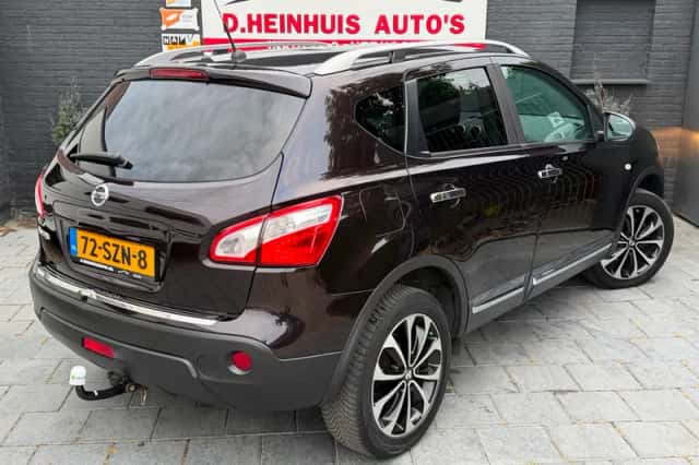 Nissan Qashqai (2012) thumbnail 5