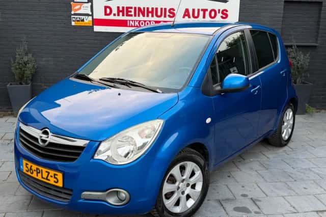 Opel Agila (2011) thumbnail 4