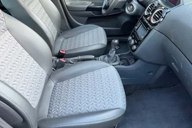 Opel Corsa (2013) thumbnail 6