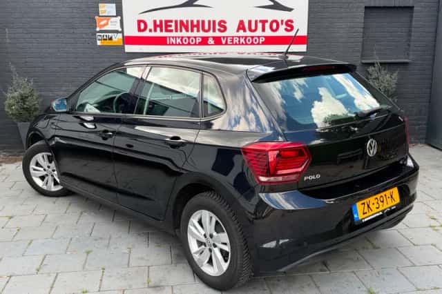 Volkswagen Polo (2018) thumbnail 2