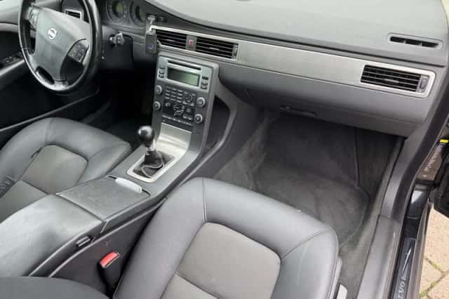 Volvo V70 (2009) thumbnail 3