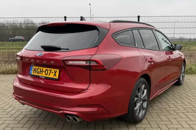 Ford Focus (2024) thumbnail 2