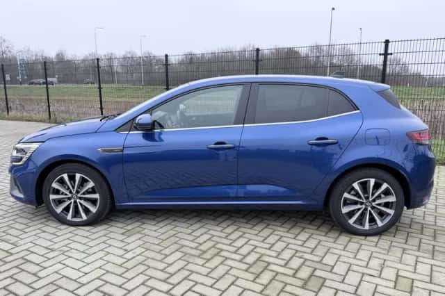 Renault Mégane (2022) thumbnail 4