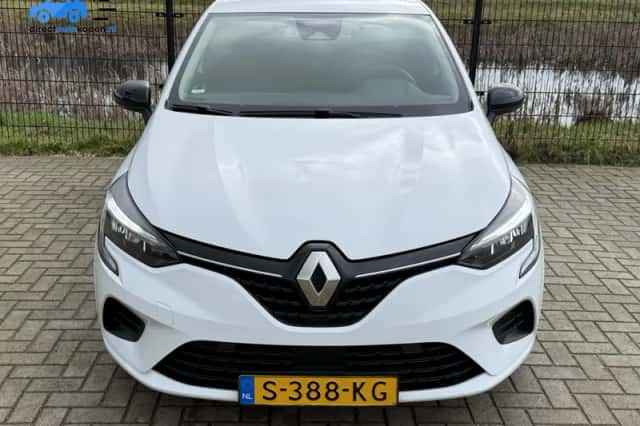Renault Clio (2023) thumbnail 6