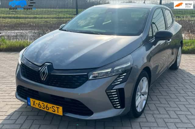 Renault Clio (2024) thumbnail 1