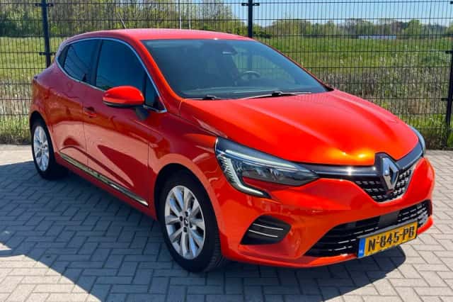 Renault Clio (2021) thumbnail 4