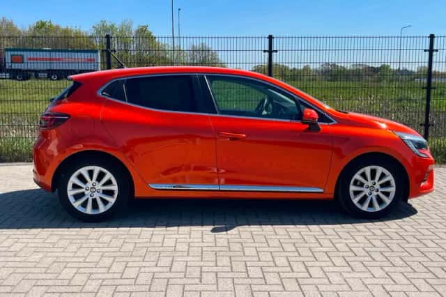 Renault Clio (2021) thumbnail 6