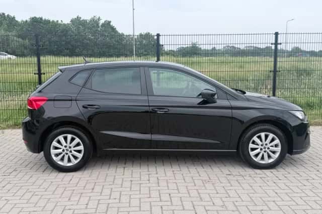 SEAT Ibiza (2023) thumbnail 6