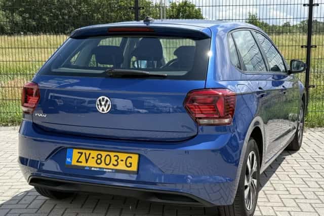 Volkswagen Polo (2019) thumbnail 2