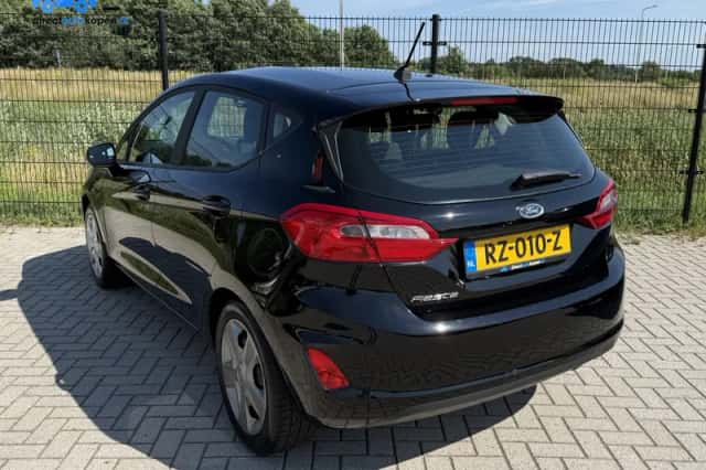 Ford Fiesta (2018) thumbnail 5