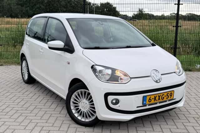 Volkswagen Up! (2013) thumbnail 4