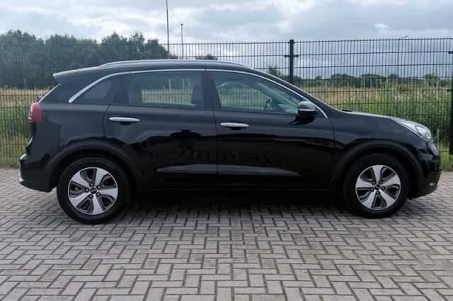 Kia Niro (2018) thumbnail 6