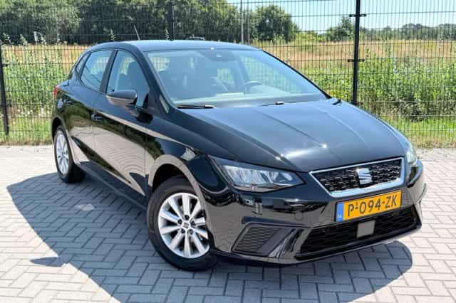 SEAT Ibiza (2022) thumbnail 4
