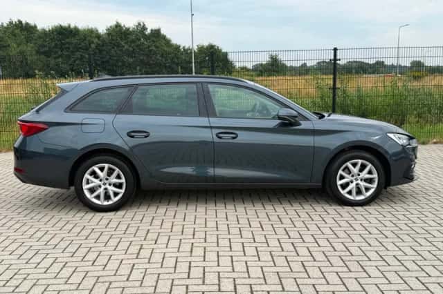 SEAT Leon Sportstourer (2022) thumbnail 6