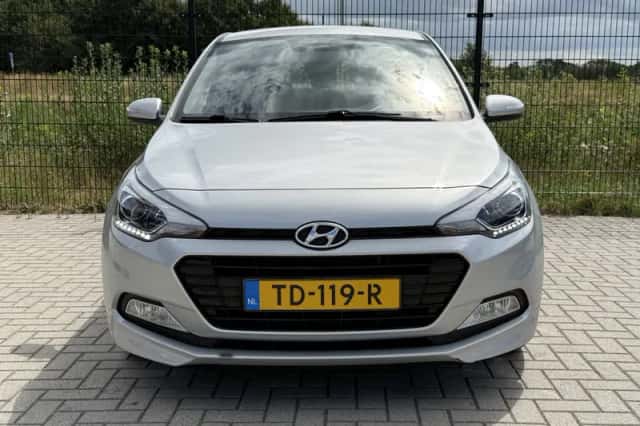 Hyundai i20 (2018) thumbnail 6