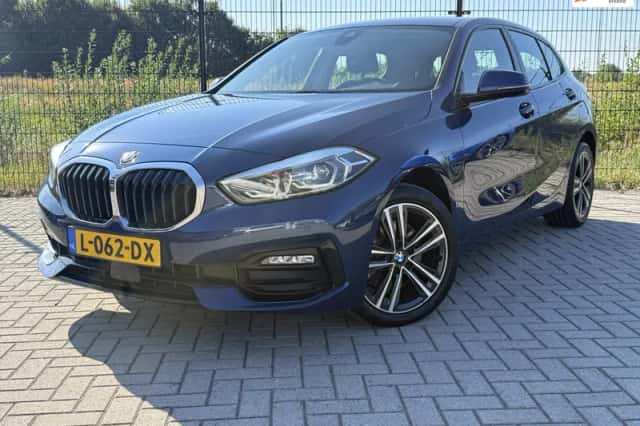 BMW 1-Serie (2021) thumbnail 1