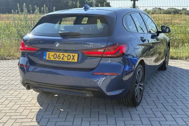 BMW 1-Serie (2021) thumbnail 2